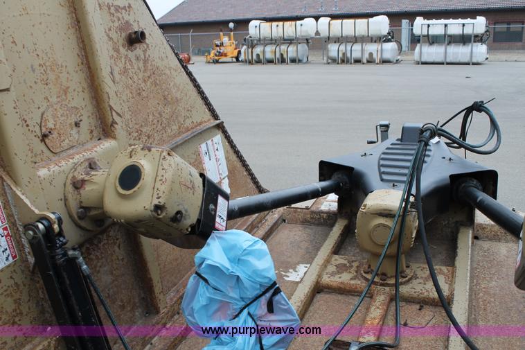 image for item G8206 2005 Land Pride RCB6015 batwing rotary mower