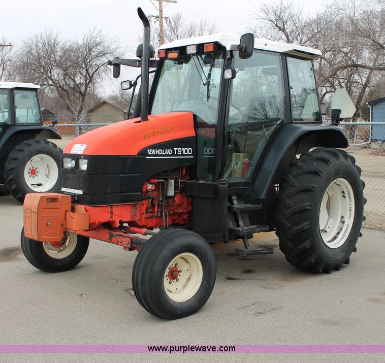 image for item G8207 2000 New Holland TS100 tractor