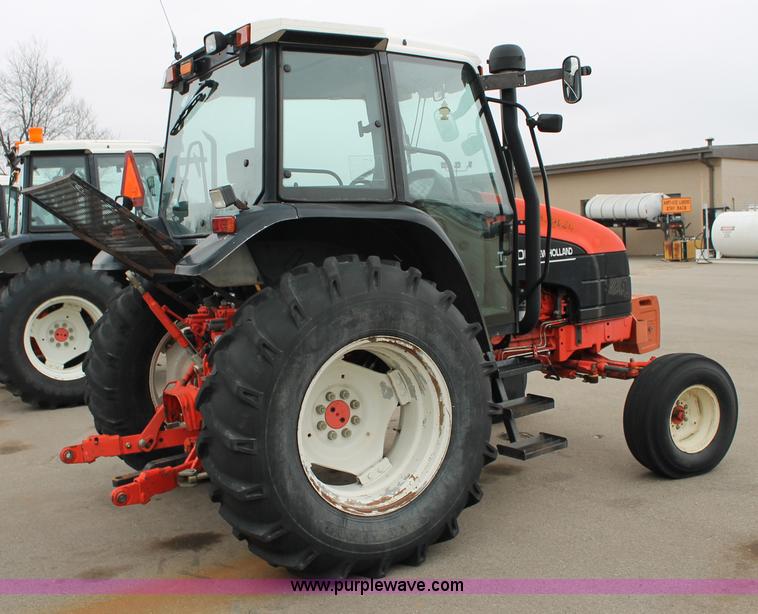 image for item G8207 2000 New Holland TS100 tractor