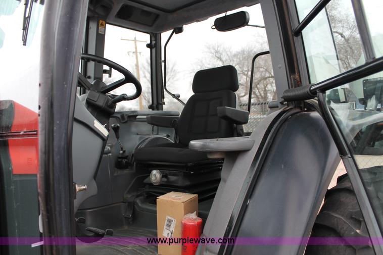 image for item G8207 2000 New Holland TS100 tractor