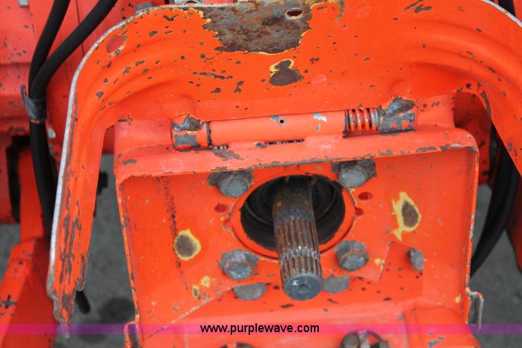 image for item G8207 2000 New Holland TS100 tractor