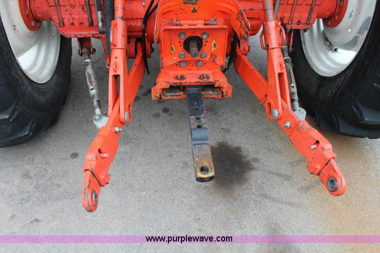 image for item G8207 2000 New Holland TS100 tractor