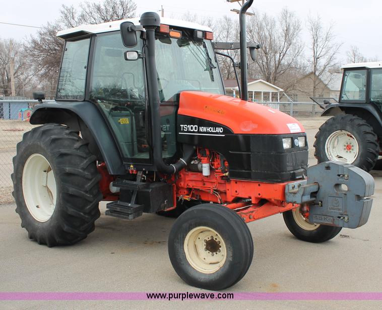 image for item G8208 2000 New Holland TS100 tractor