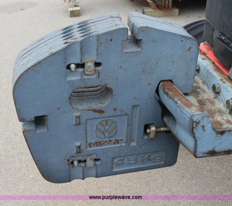 image for item G8208 2000 New Holland TS100 tractor