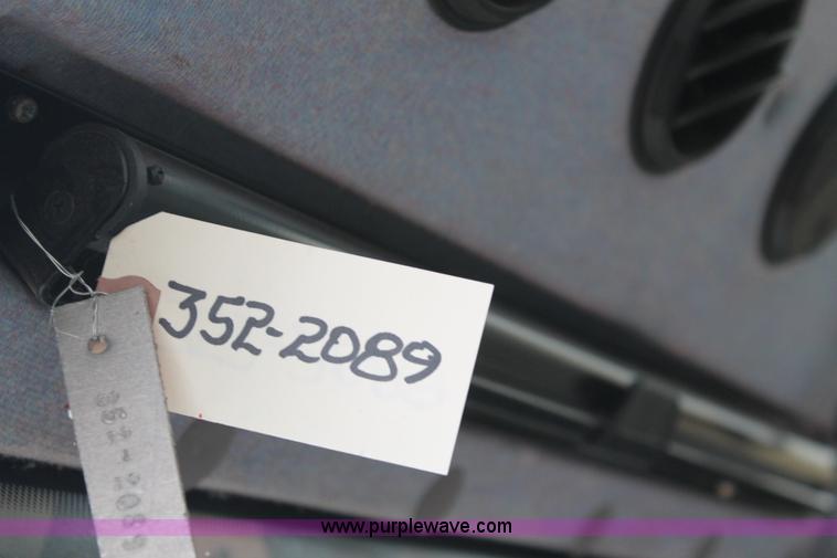 image for item G8208 2000 New Holland TS100 tractor