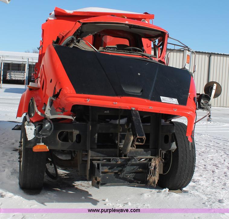 image for item G8216 2009 Sterling L7500 dump truck