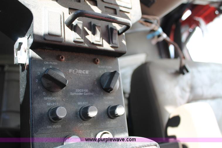 image for item G8216 2009 Sterling L7500 dump truck