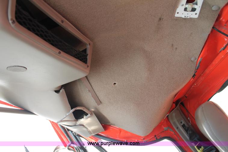 image for item G8216 2009 Sterling L7500 dump truck