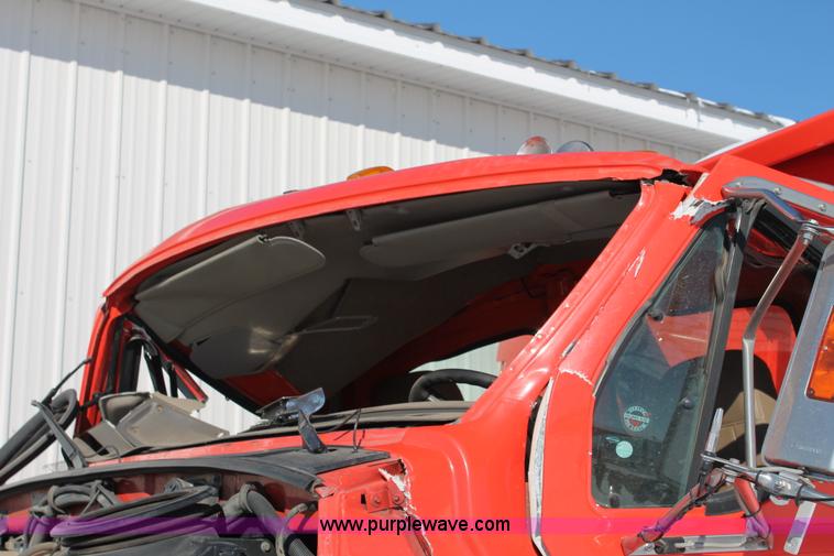 image for item G8216 2009 Sterling L7500 dump truck