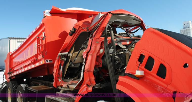 image for item G8216 2009 Sterling L7500 dump truck