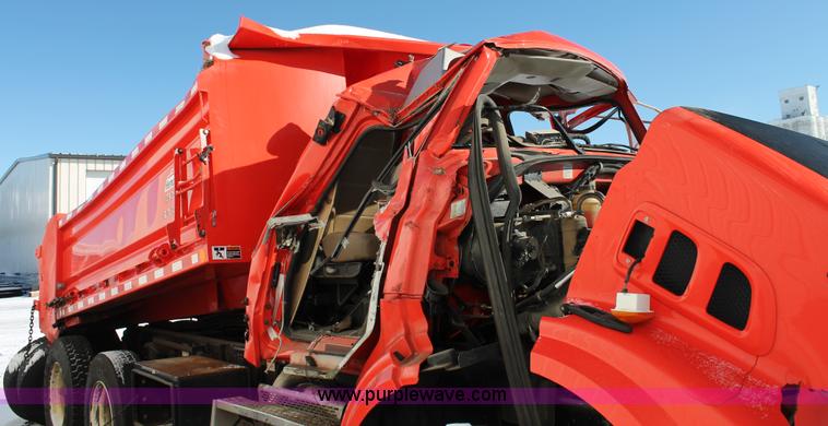 image for item G8216 2009 Sterling L7500 dump truck