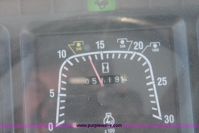 image for item G8217 2002 New Holland TS100 tractor