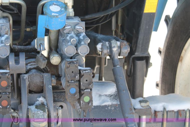 image for item G8217 2002 New Holland TS100 tractor