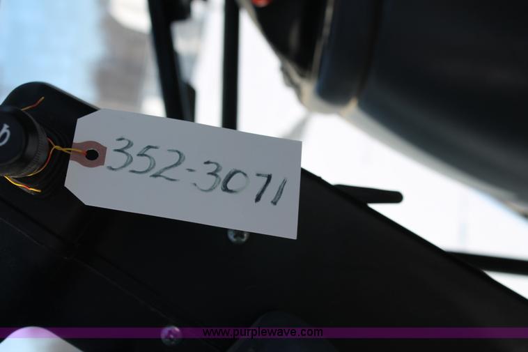 image for item G8217 2002 New Holland TS100 tractor