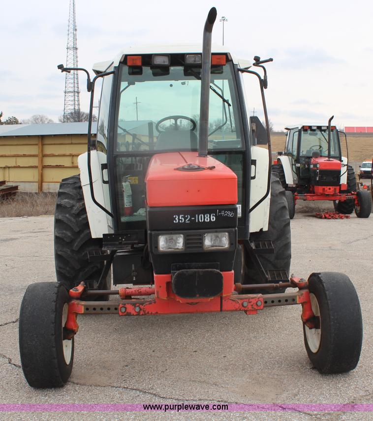 image for item H1488 1996 New Holland 6640SL tractor