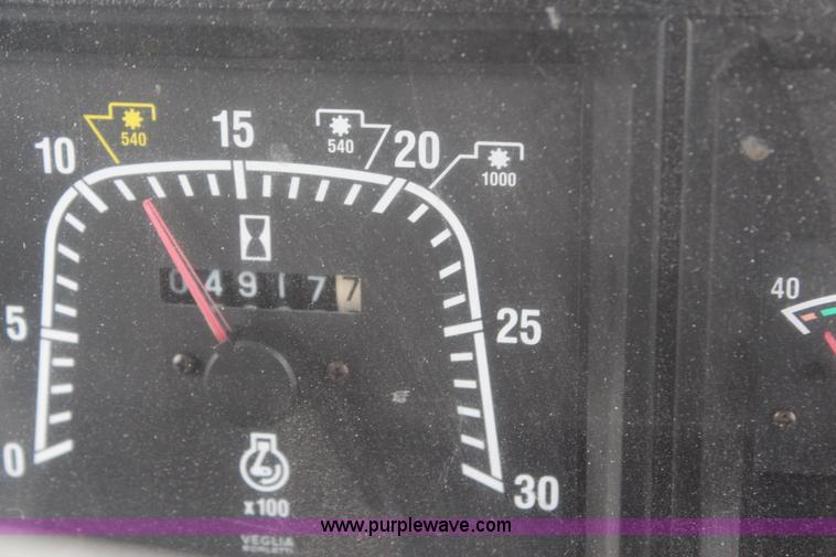 image for item H1488 1996 New Holland 6640SL tractor