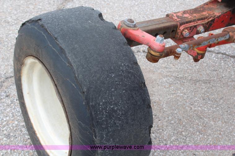 image for item H1488 1996 New Holland 6640SL tractor