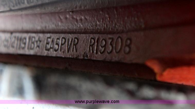 image for item H1488 1996 New Holland 6640SL tractor