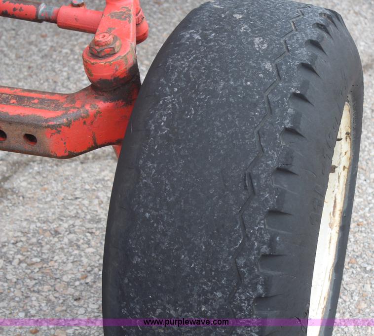 image for item H1489 1998 New Holland 6640SL tractor