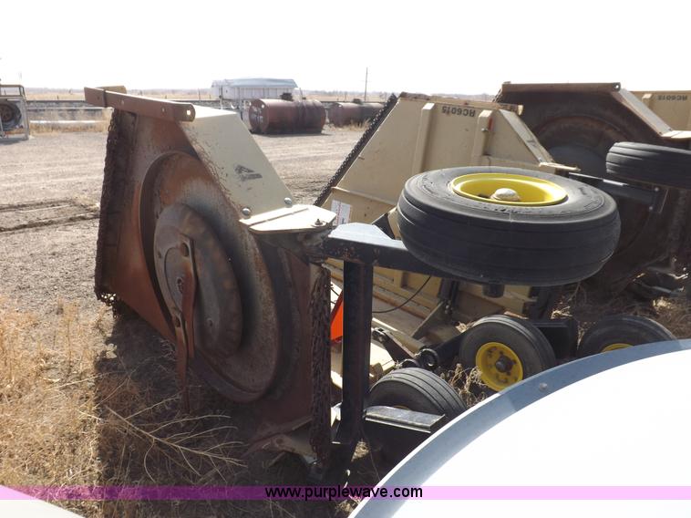 image for item I9090 2005 Land Pride RCB6015 rotary mower