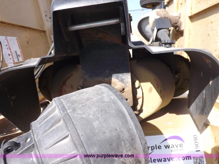 image for item I9090 2005 Land Pride RCB6015 rotary mower