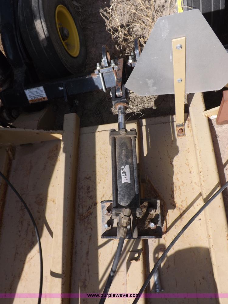 image for item I9090 2005 Land Pride RCB6015 rotary mower