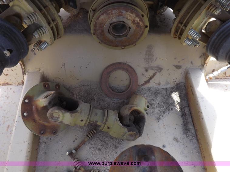 image for item I9090 2005 Land Pride RCB6015 rotary mower