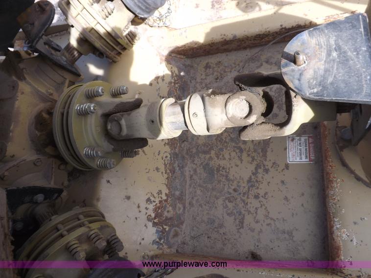 image for item I9092 2005 Land Pride RCB6015 rotary mower