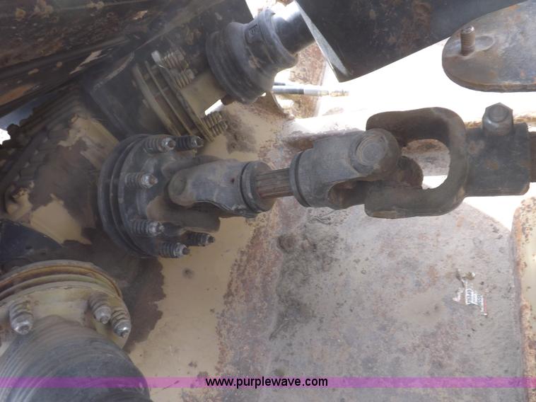 image for item I9095 2004 Land Pride RCB6015 rotary mower