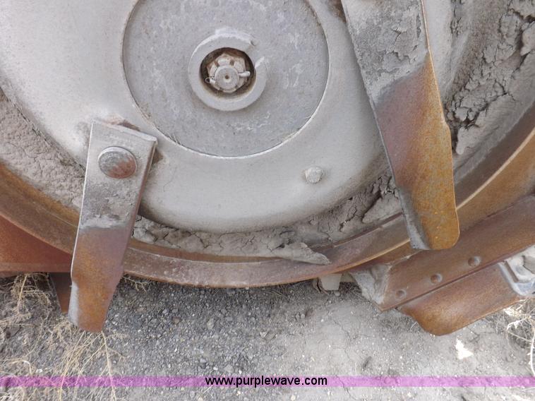 image for item I9097 2005 Land Pride RCB6015 rotary mower