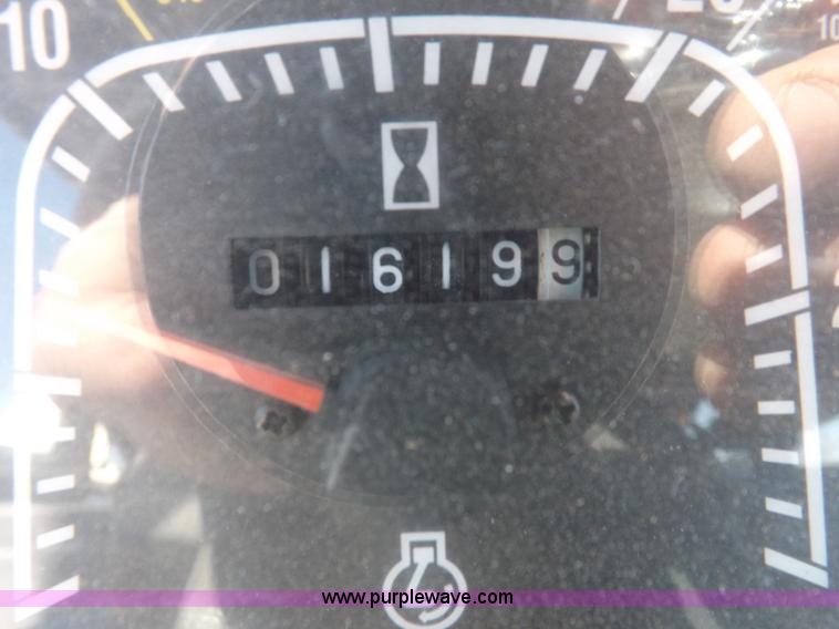 image for item I9100 1997 New Holland 7740SL MFWD tractor