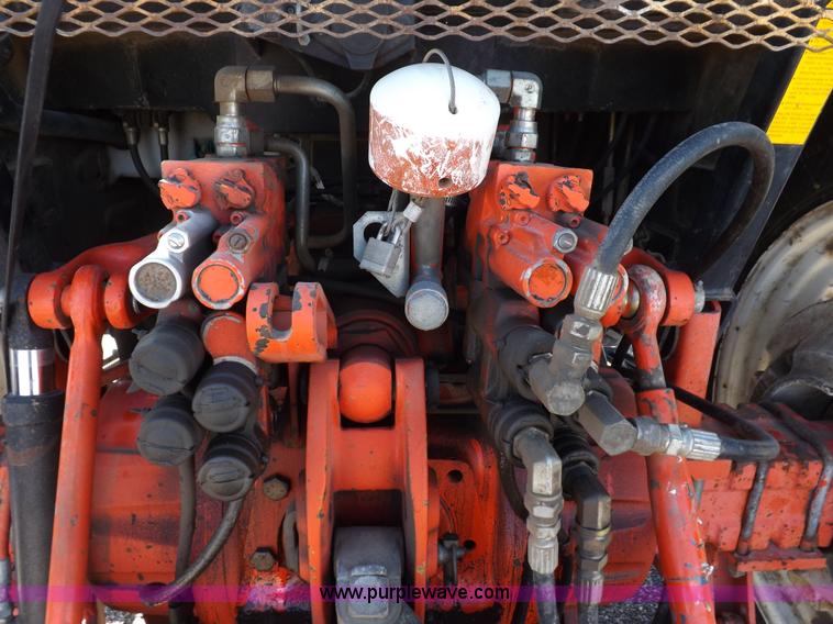 image for item I9100 1997 New Holland 7740SL MFWD tractor