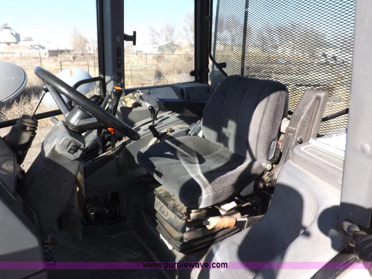 image for item I9101 1997 New Holland 7740SL MFWD tractor