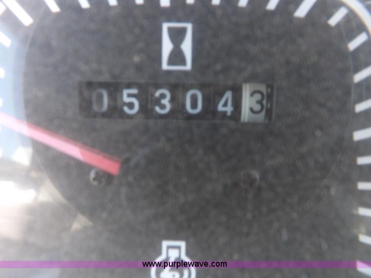 image for item I9101 1997 New Holland 7740SL MFWD tractor