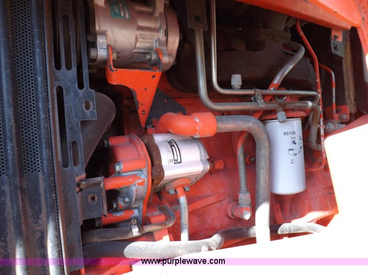 image for item I9101 1997 New Holland 7740SL MFWD tractor