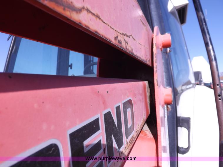 image for item I9101 1997 New Holland 7740SL MFWD tractor