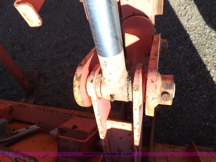 image for item I9101 1997 New Holland 7740SL MFWD tractor