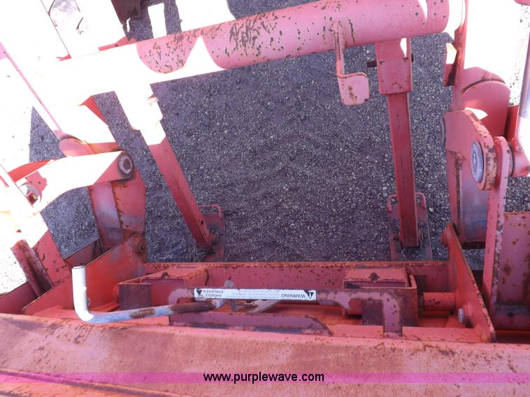 image for item I9101 1997 New Holland 7740SL MFWD tractor