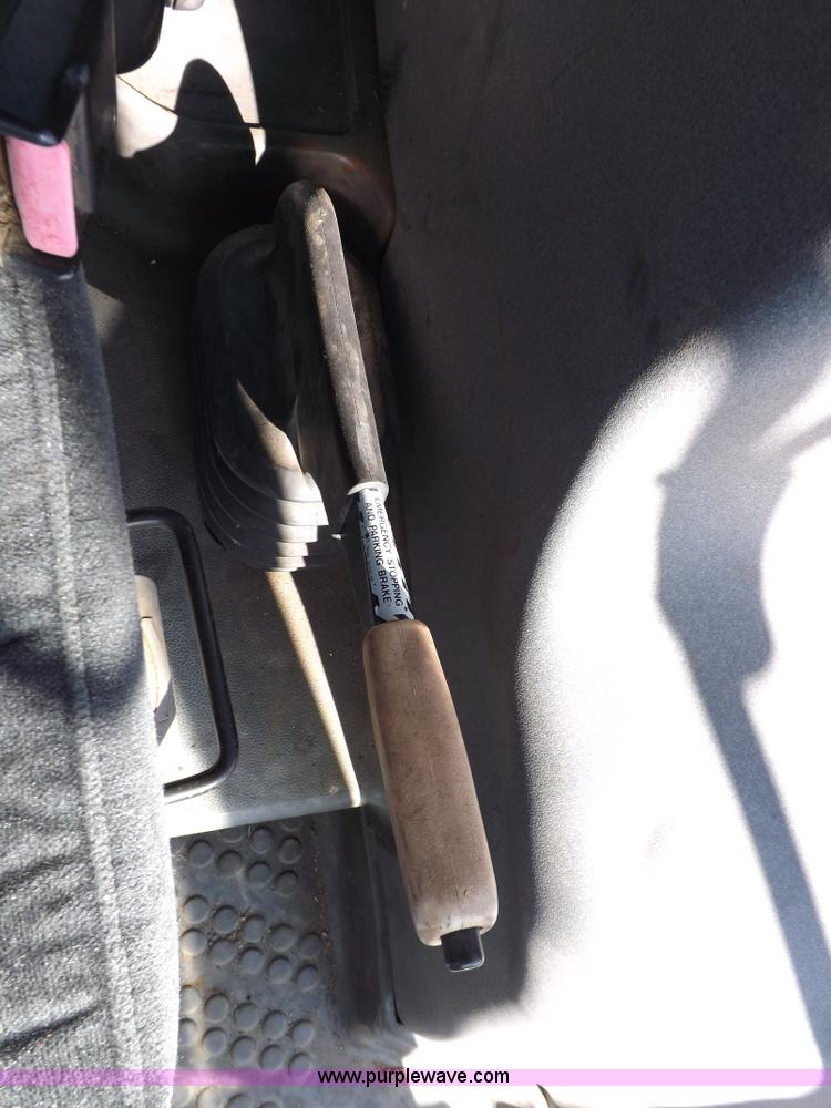 image for item I9102 1997 New Holland 7740SL MFWD tractor