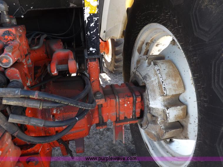 image for item I9102 1997 New Holland 7740SL MFWD tractor