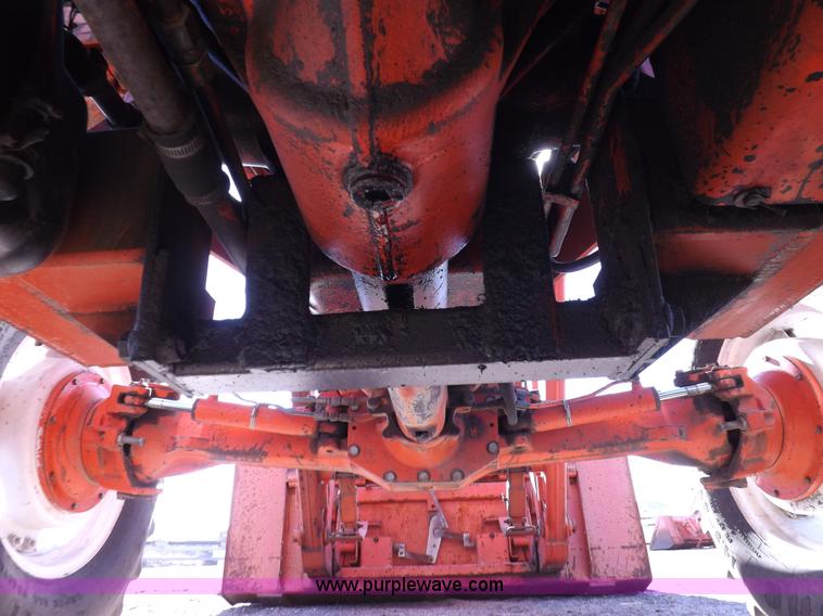 image for item I9102 1997 New Holland 7740SL MFWD tractor