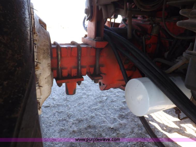 image for item I9102 1997 New Holland 7740SL MFWD tractor