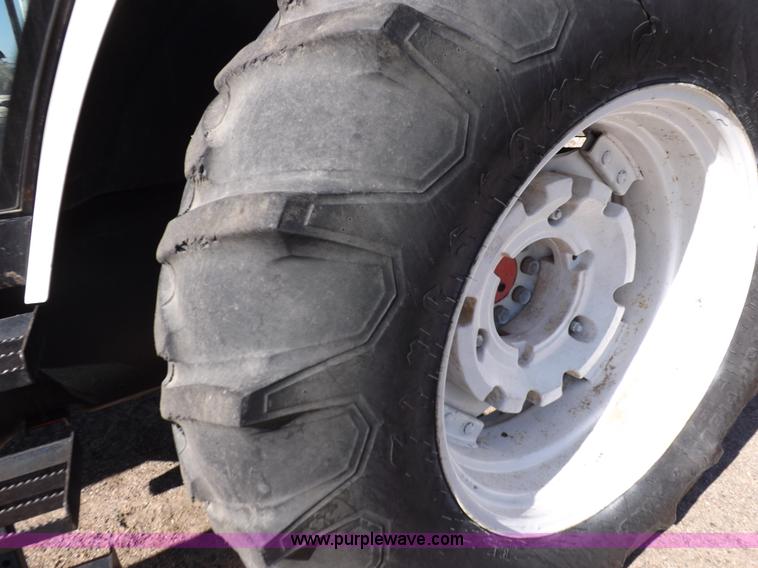 image for item I9102 1997 New Holland 7740SL MFWD tractor