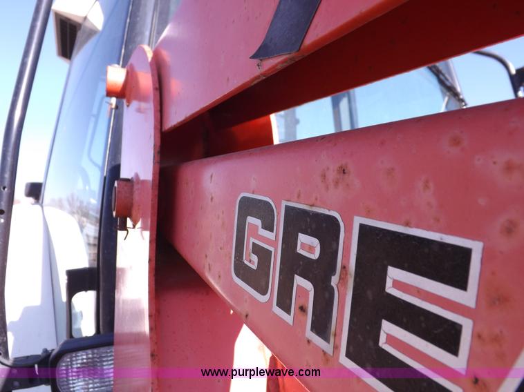 image for item I9102 1997 New Holland 7740SL MFWD tractor