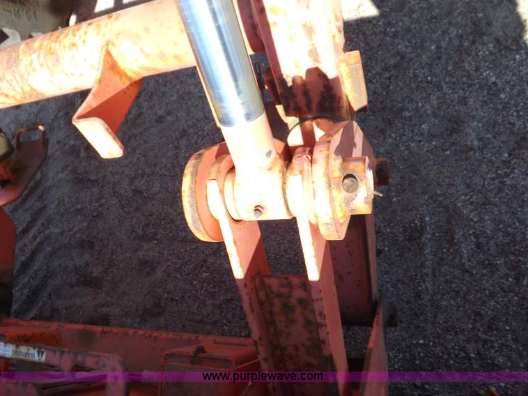 image for item I9102 1997 New Holland 7740SL MFWD tractor