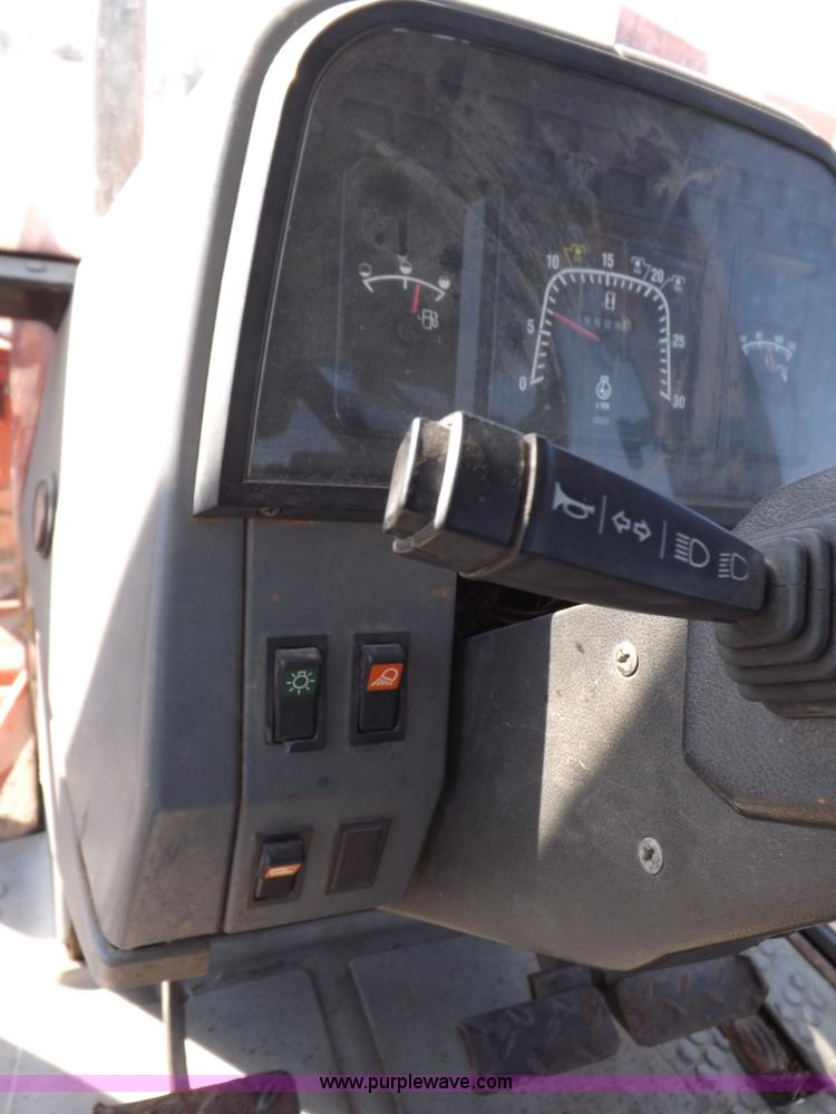 image for item I9103 1996 New Holland 7740SL MFWD tractor