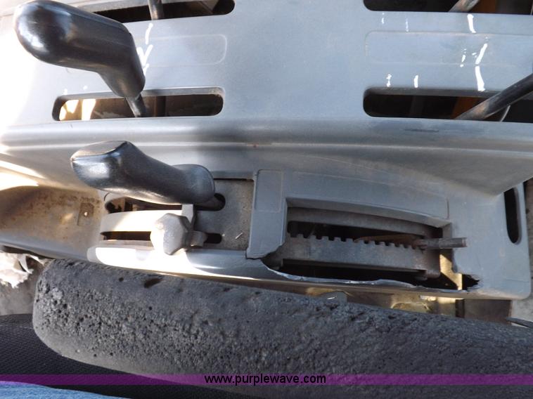 image for item I9103 1996 New Holland 7740SL MFWD tractor