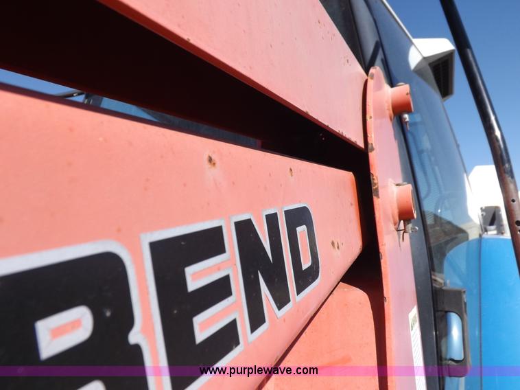 image for item I9103 1996 New Holland 7740SL MFWD tractor