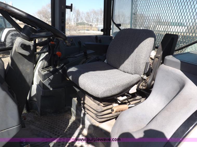 image for item I9104 1997 New Holland 7740SL MFWD tractor