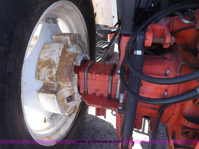 image for item I9104 1997 New Holland 7740SL MFWD tractor